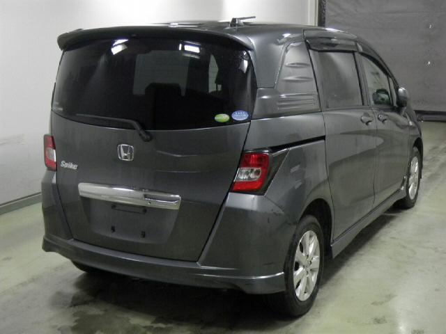 Продажа Honda Freed Spike 2010 в Чите, Продам